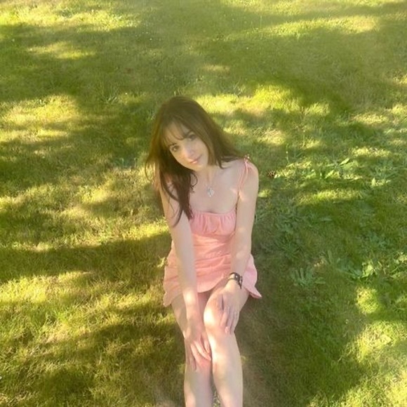 Meet your Posher, Emily - Picture 1 of 1